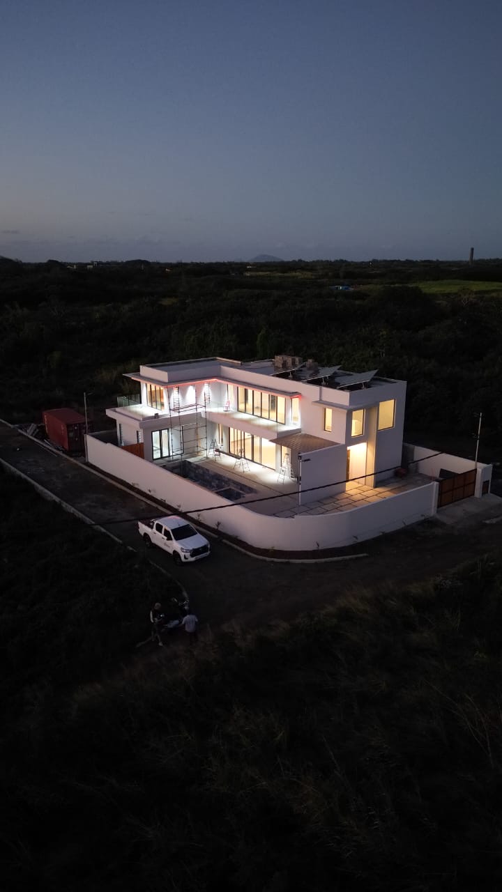 Crossfield renewable energy installation in Mauritius